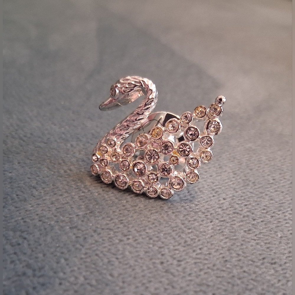 Silver Swarovski Swan Brooch